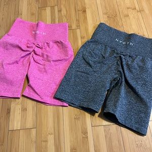 NVGTN booty scrunch shorts